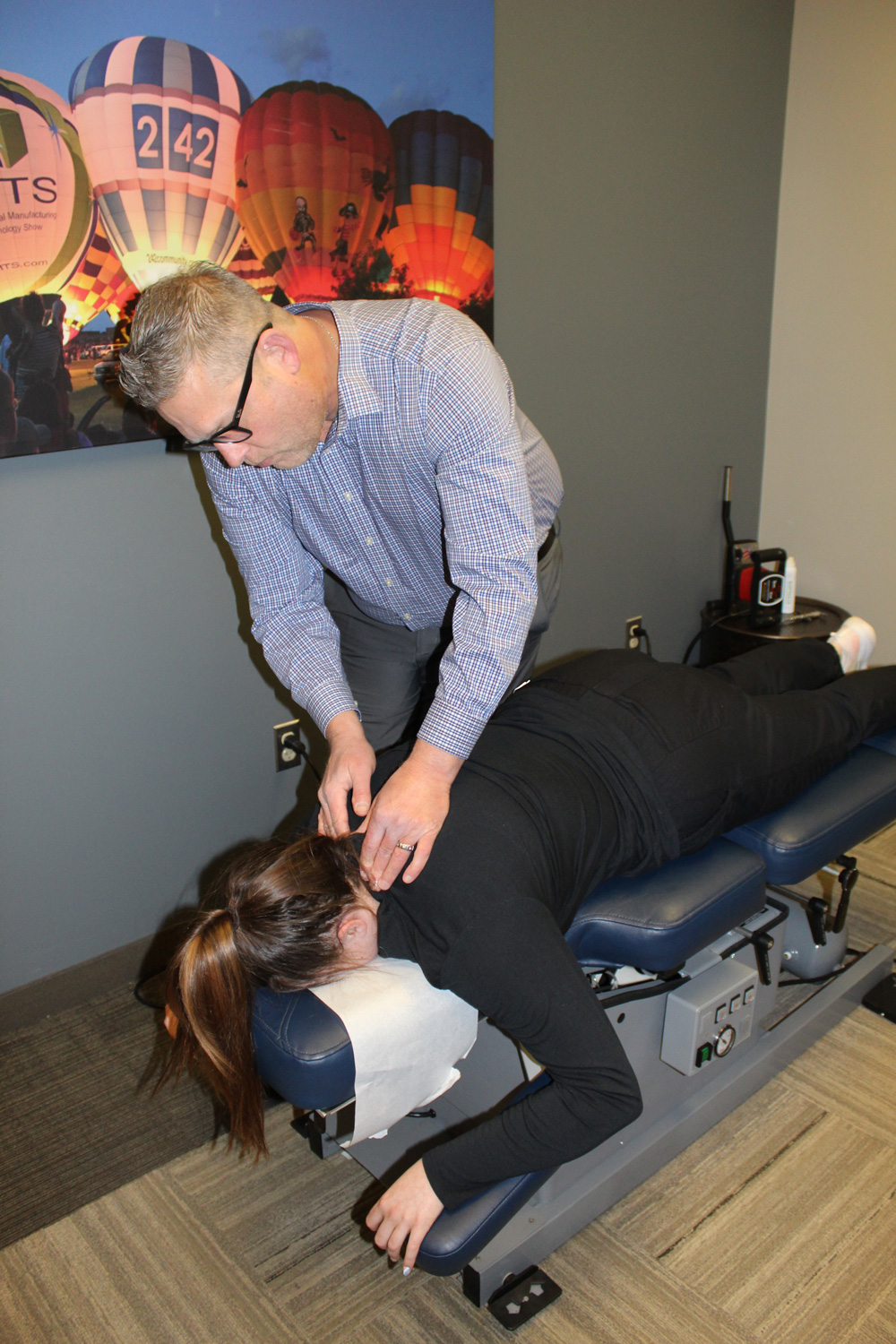 Adjustment Etiquette: Do's & Don'ts on the Chiropractic Table